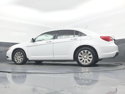2013 Chrysler 200 LX