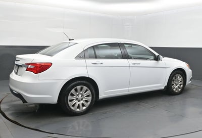2013 Chrysler 200 LX