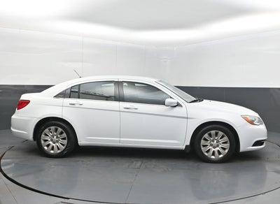 2013 Chrysler 200 LX