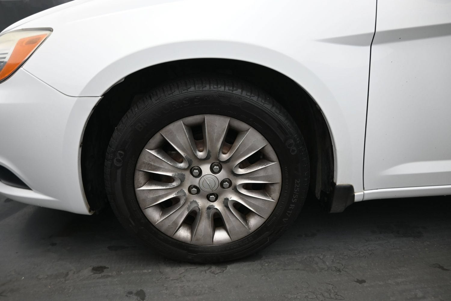 2013 Chrysler 200 LX