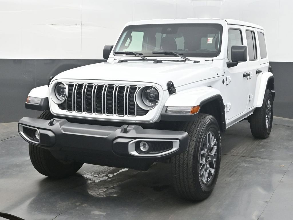 2025 Jeep Wrangler 4-Door Sahara 4x4