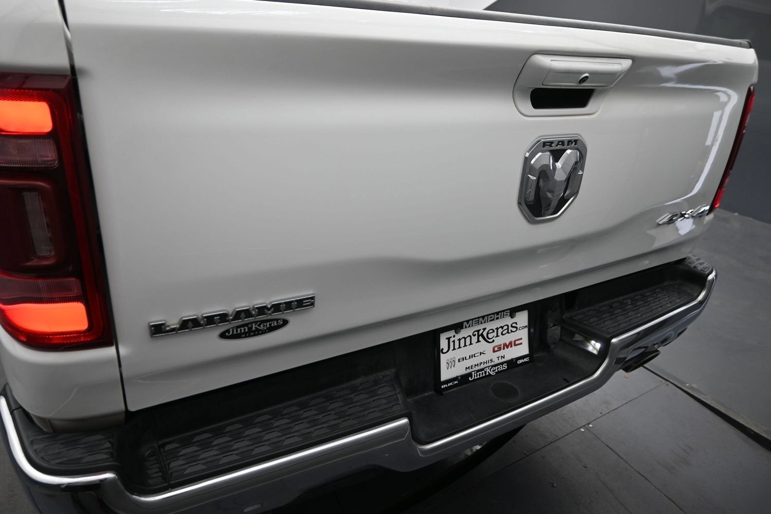 2024 RAM 1500 Laramie Crew Cab 4x4 5'7" Box