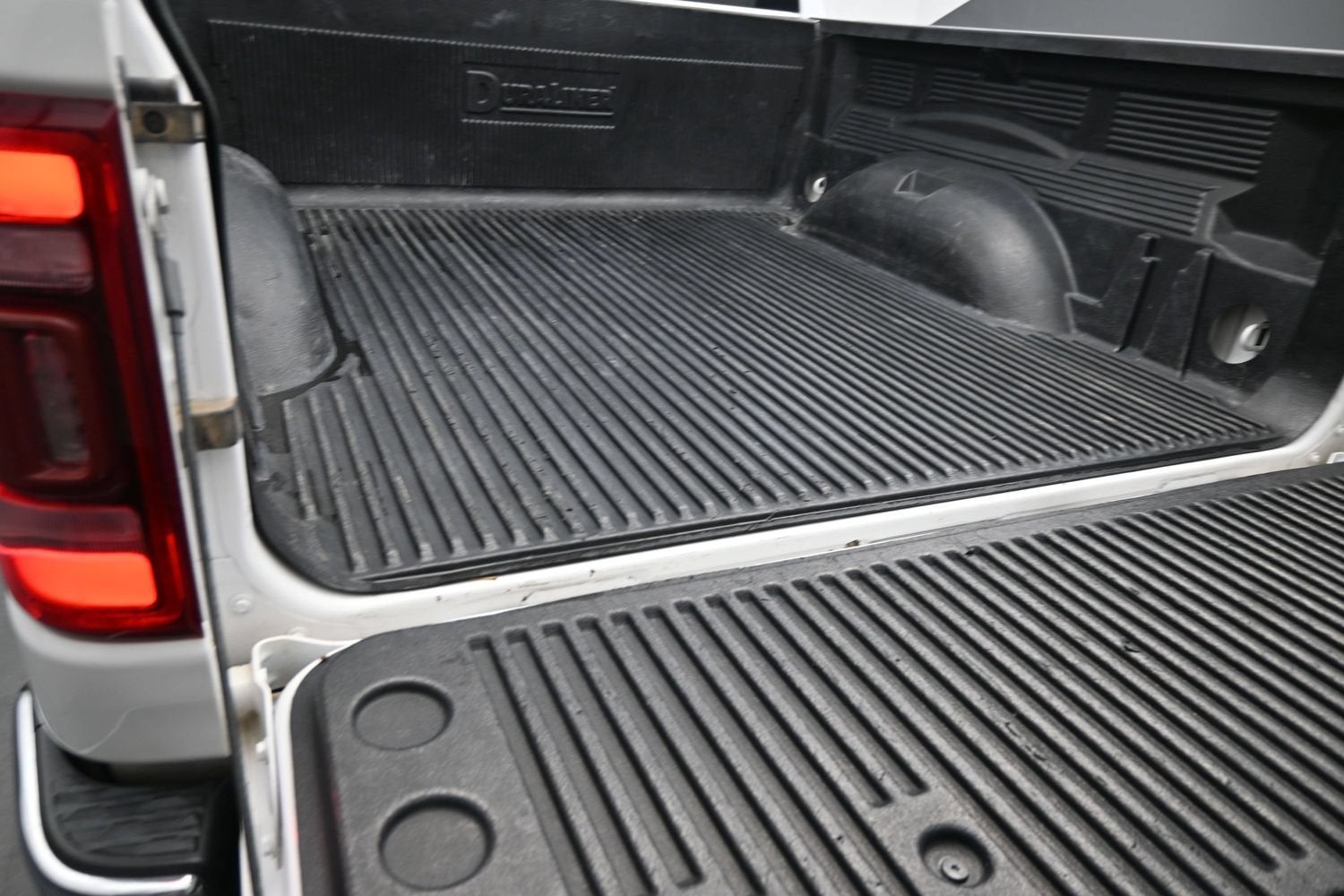 2024 RAM 1500 Laramie Crew Cab 4x4 5'7" Box