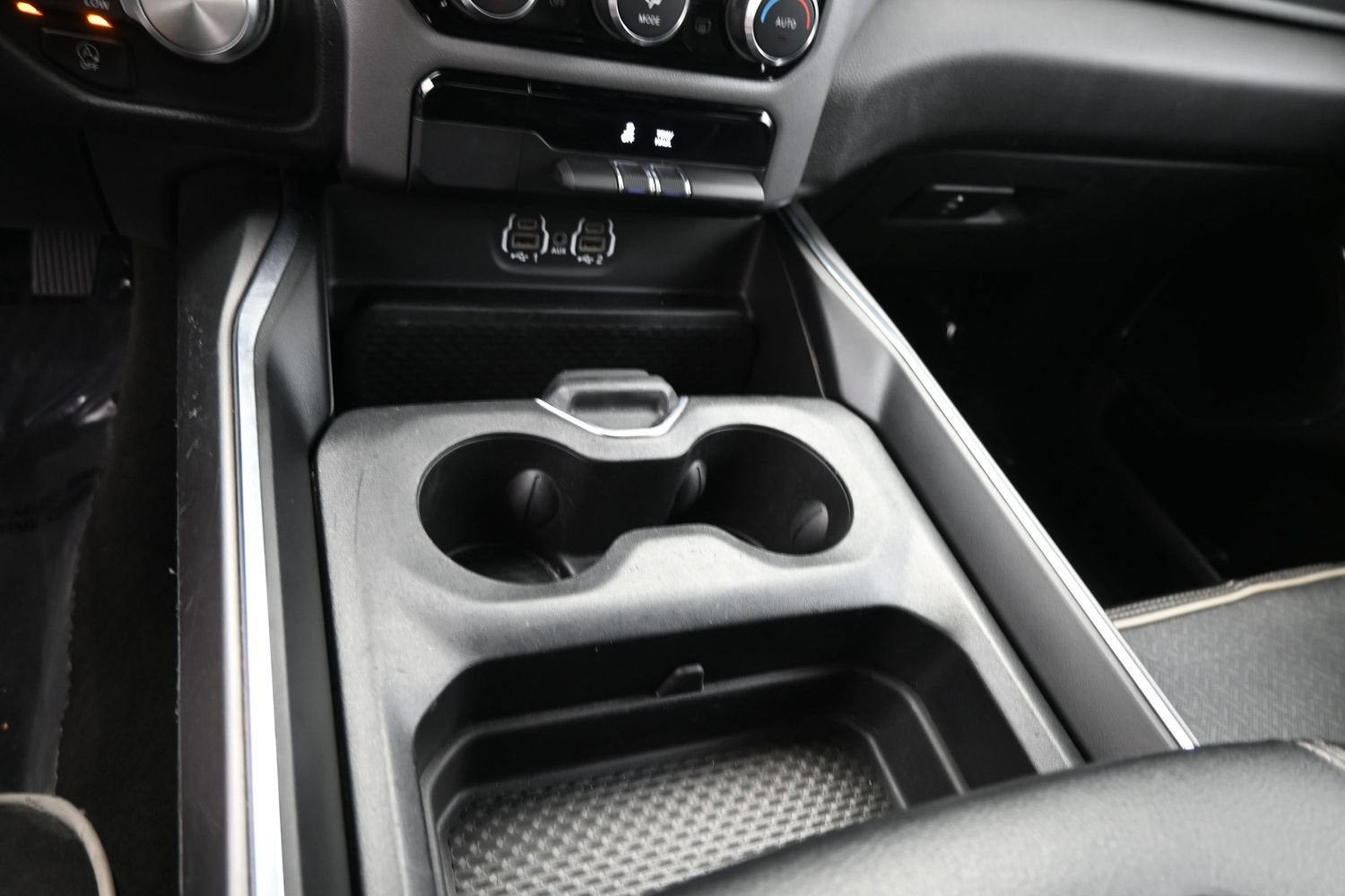 2024 RAM 1500 Laramie Crew Cab 4x4 5'7" Box