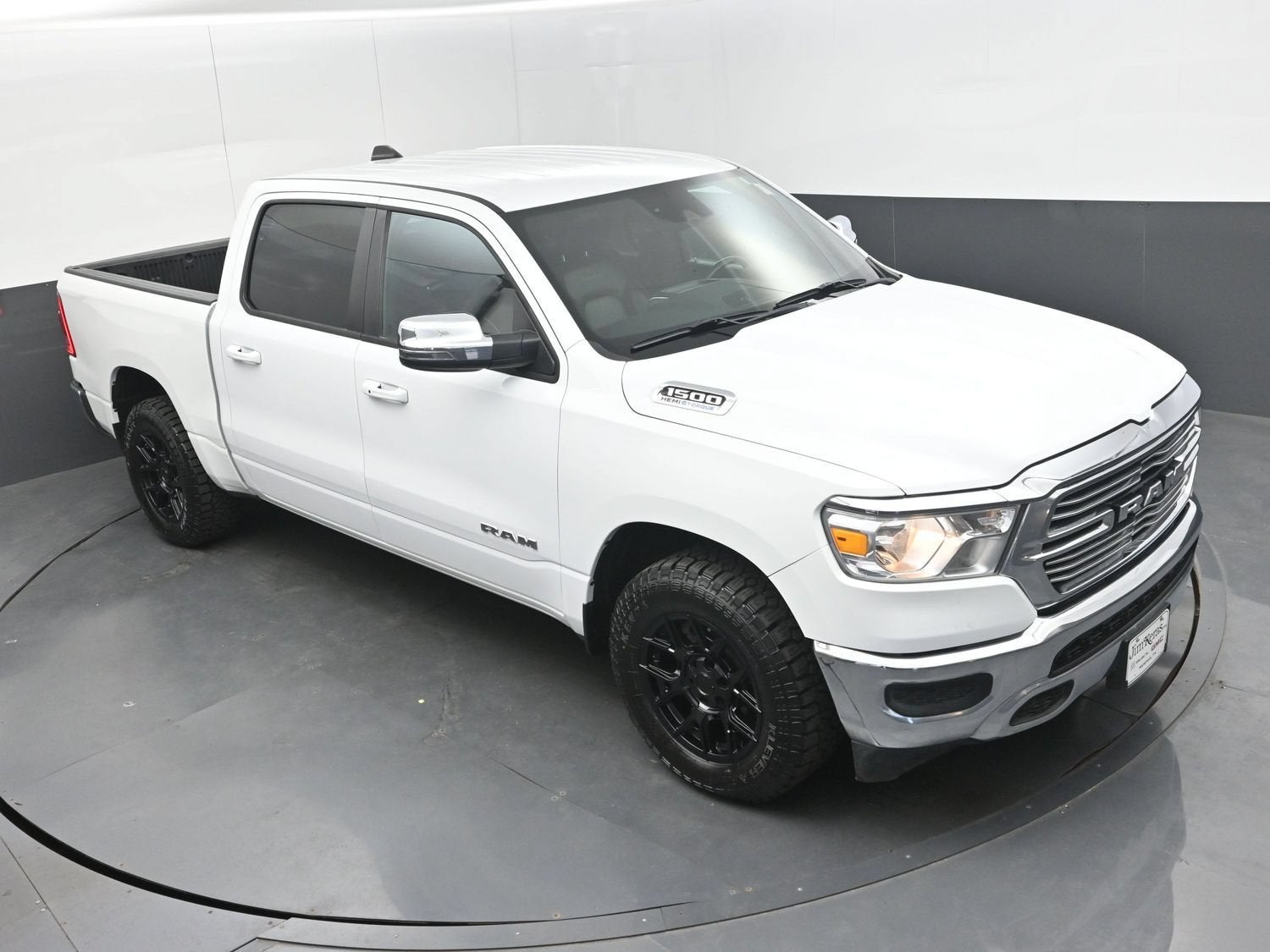 2024 RAM 1500 Laramie Crew Cab 4x4 5'7" Box