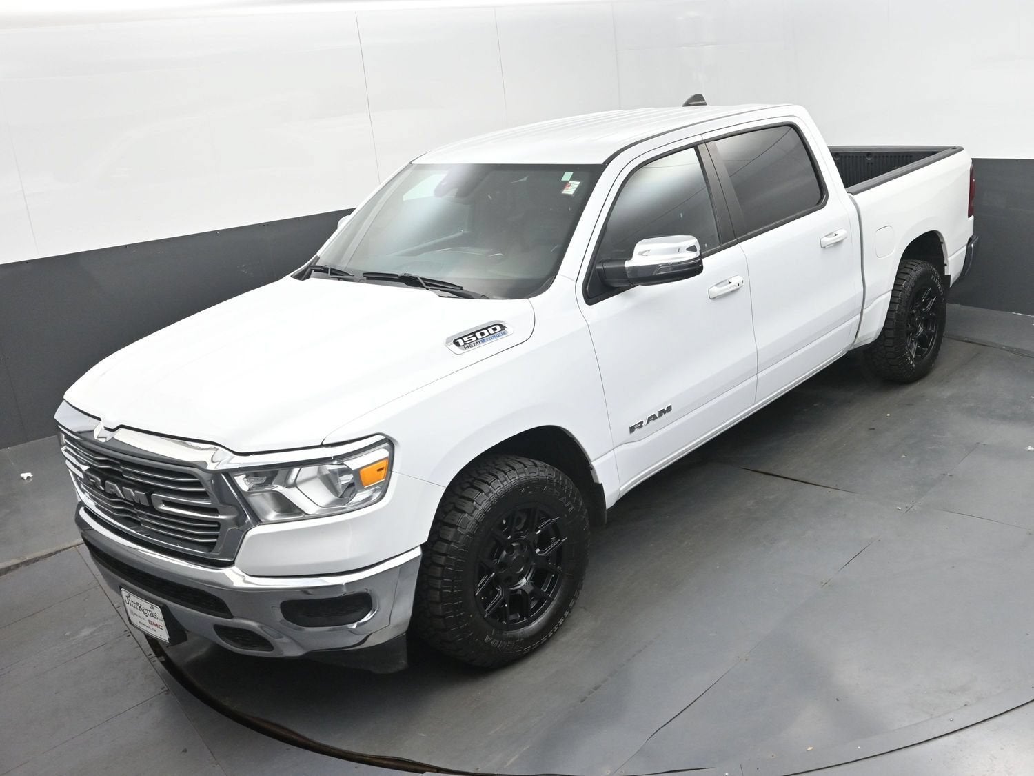 2024 RAM 1500 Laramie Crew Cab 4x4 5'7" Box