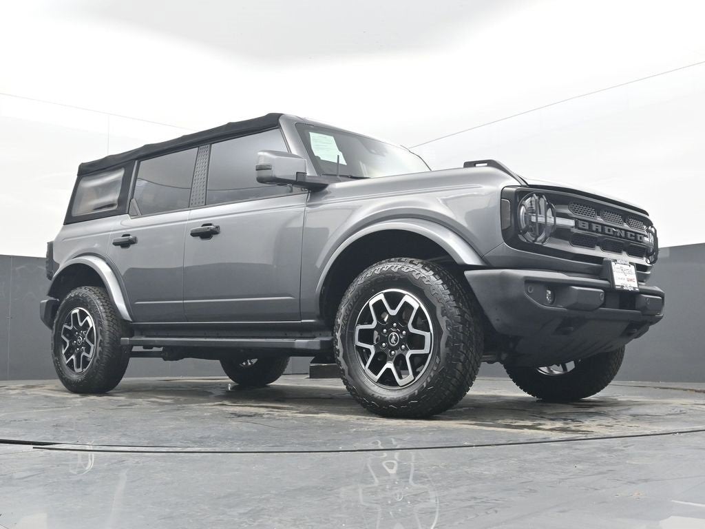 2021 Ford Bronco Base