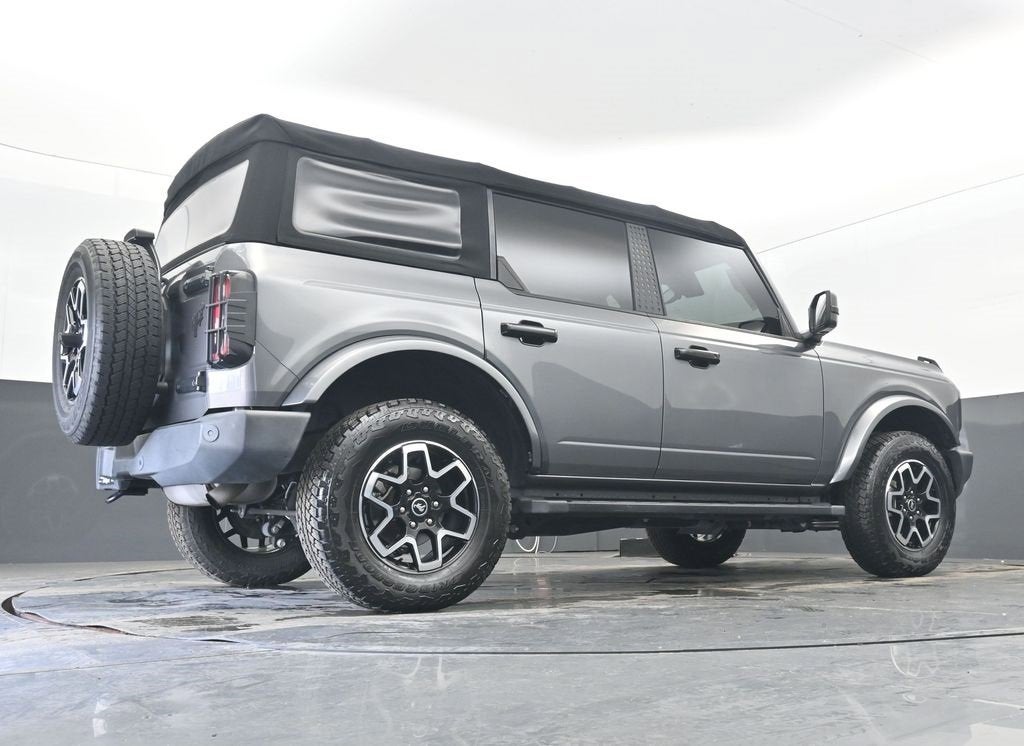 2021 Ford Bronco Base