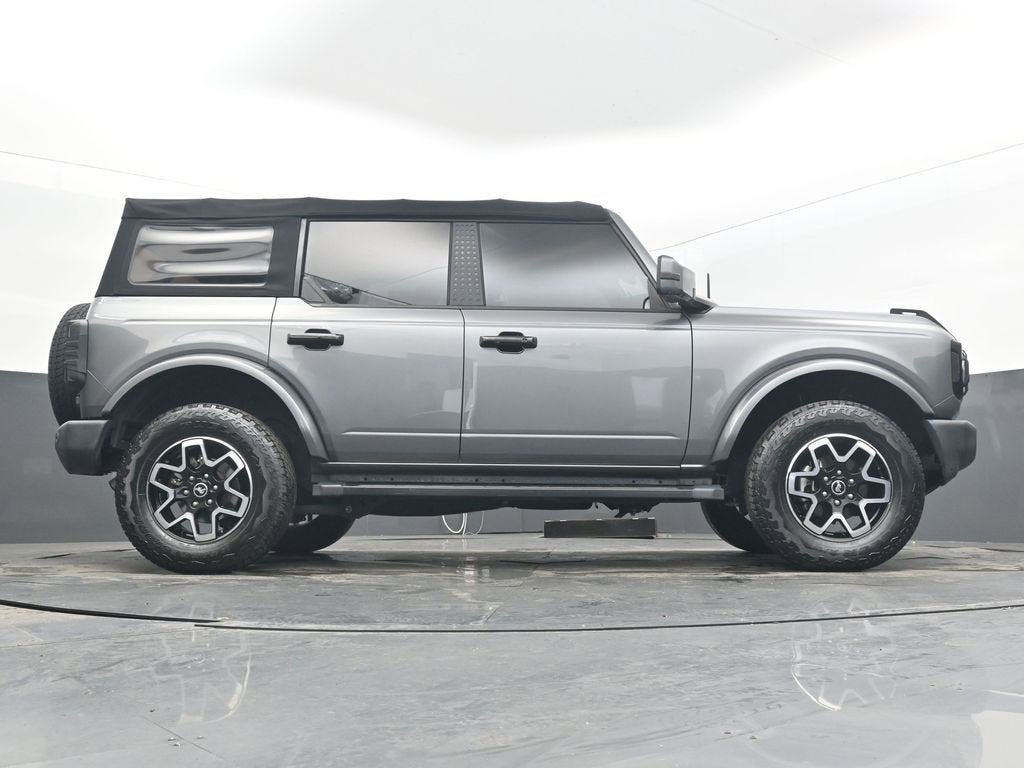 2021 Ford Bronco Base