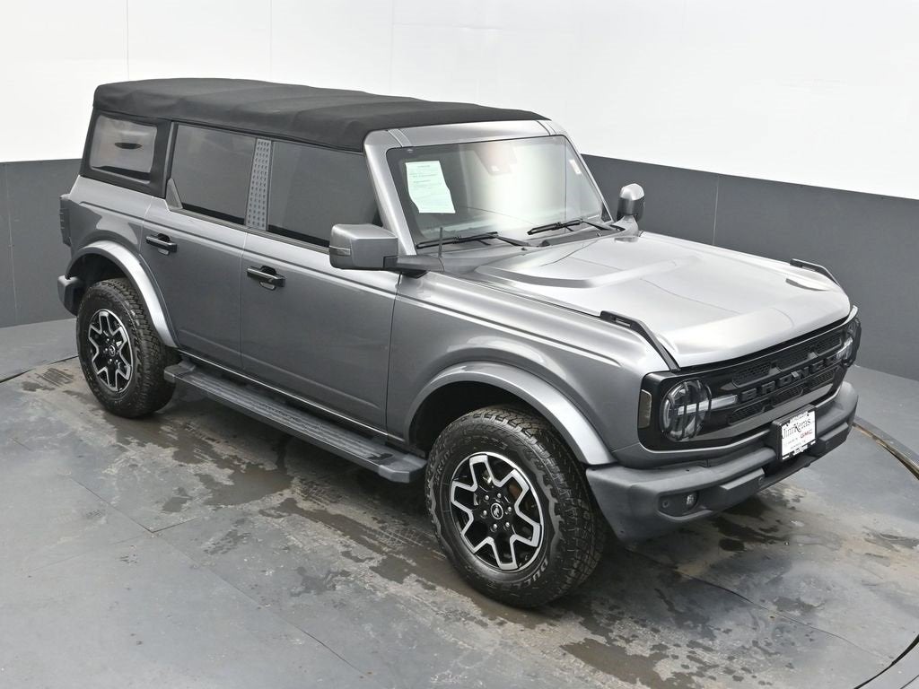 2021 Ford Bronco Base