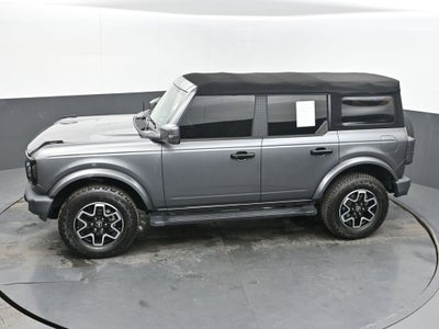 2021 Ford Bronco Base