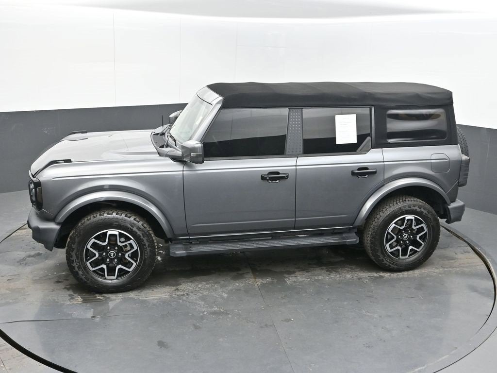 2021 Ford Bronco Base