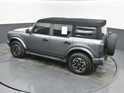 2021 Ford Bronco Base