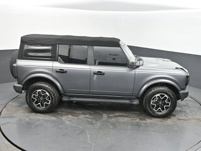 2021 Ford Bronco Base