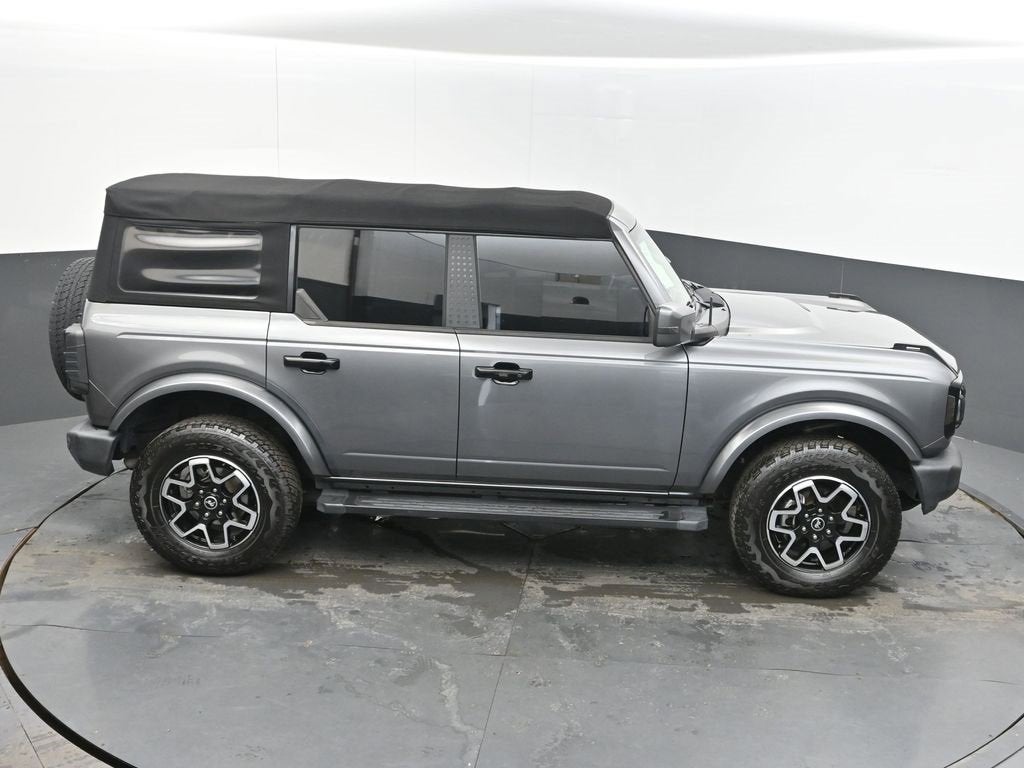 2021 Ford Bronco Base