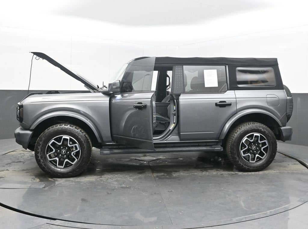 2021 Ford Bronco Base