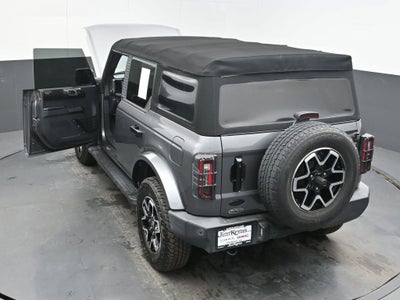 2021 Ford Bronco Base