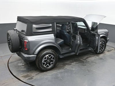 2021 Ford Bronco Base