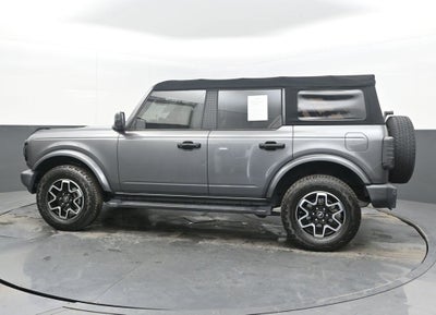2021 Ford Bronco Base
