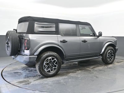 2021 Ford Bronco Base