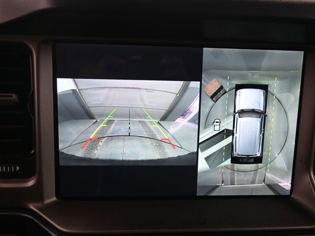 2021 Ford Bronco Base