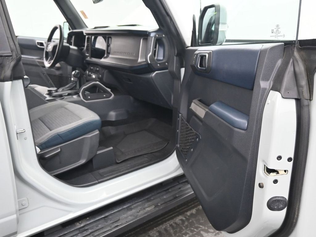 2021 Ford Bronco Base