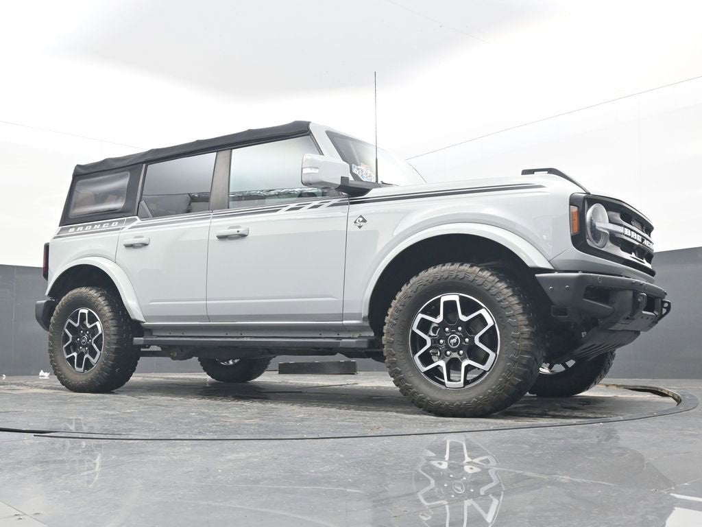 2021 Ford Bronco Base