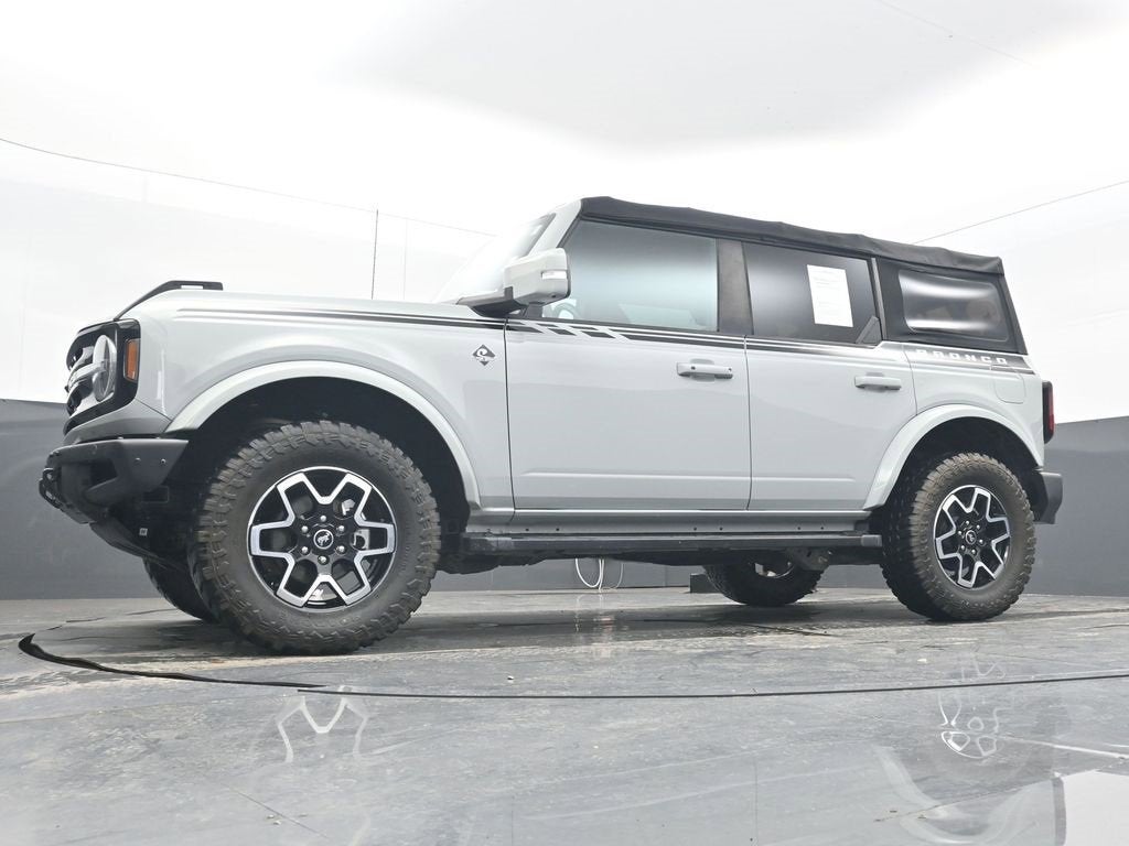 2021 Ford Bronco Base