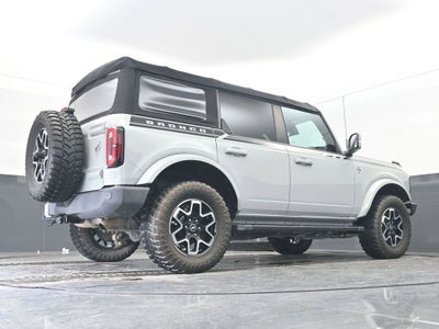 2021 Ford Bronco Base