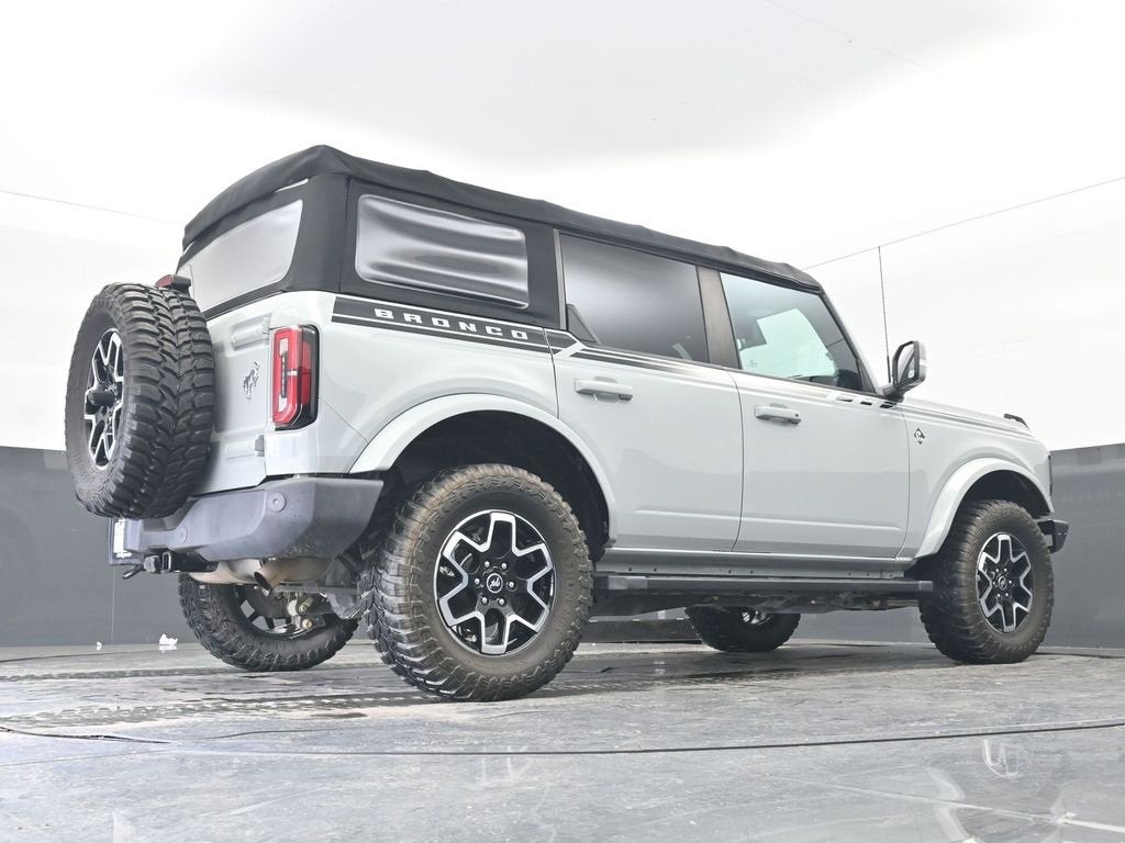 2021 Ford Bronco Base