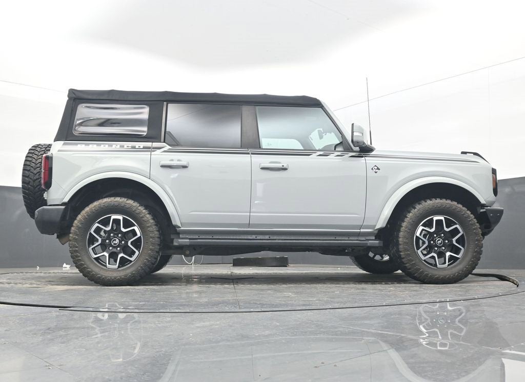 2021 Ford Bronco Base