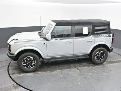 2021 Ford Bronco Base