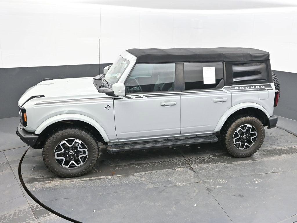 2021 Ford Bronco Base