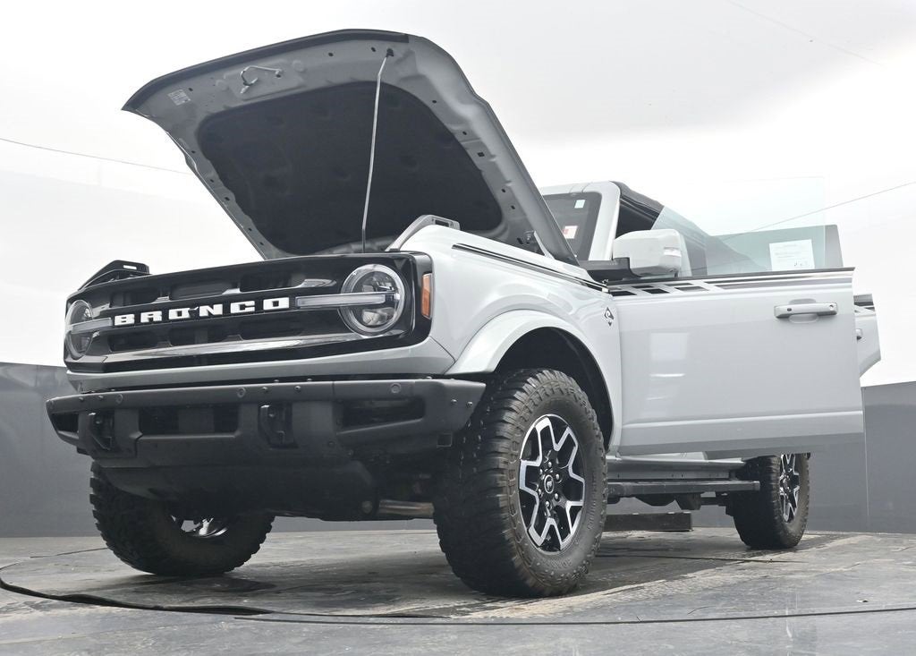2021 Ford Bronco Base