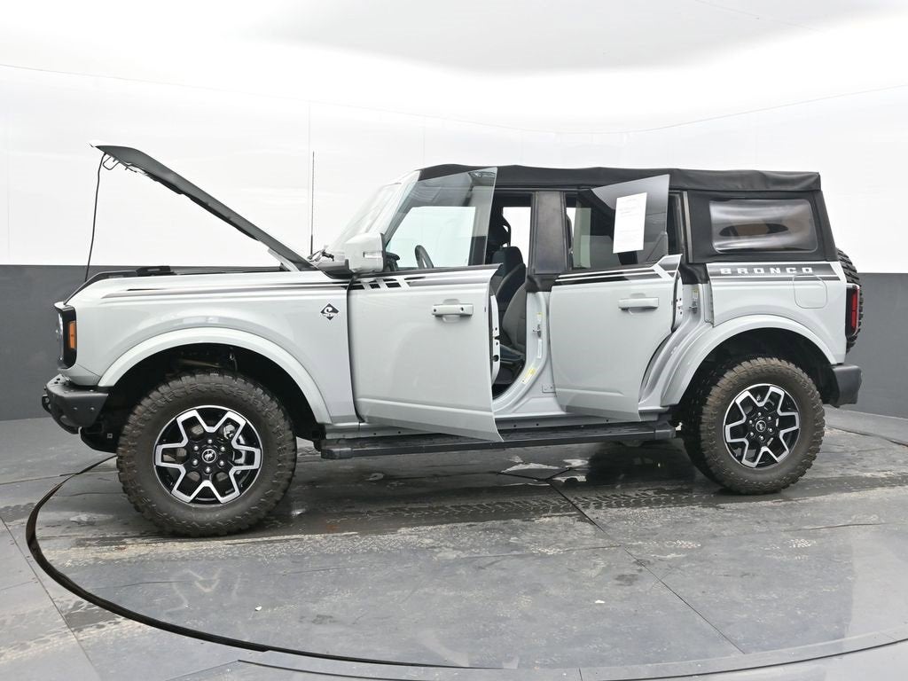 2021 Ford Bronco Base