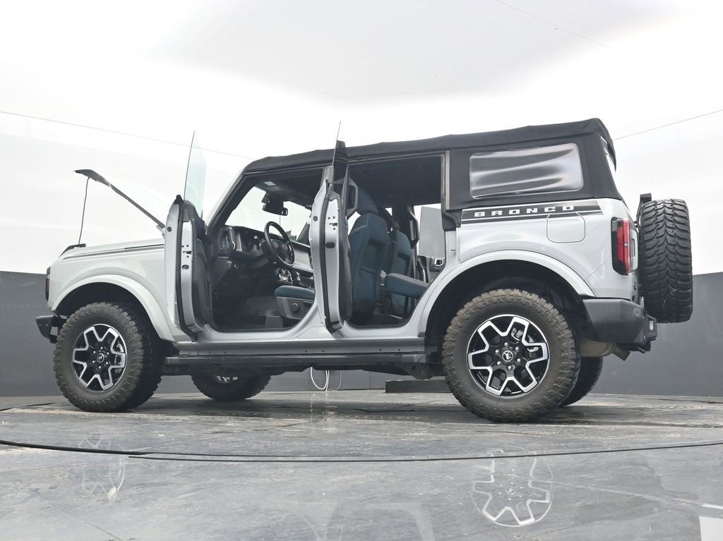 2021 Ford Bronco Base