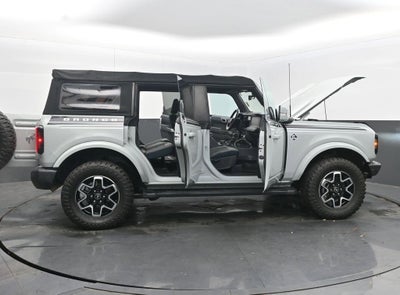 2021 Ford Bronco Base