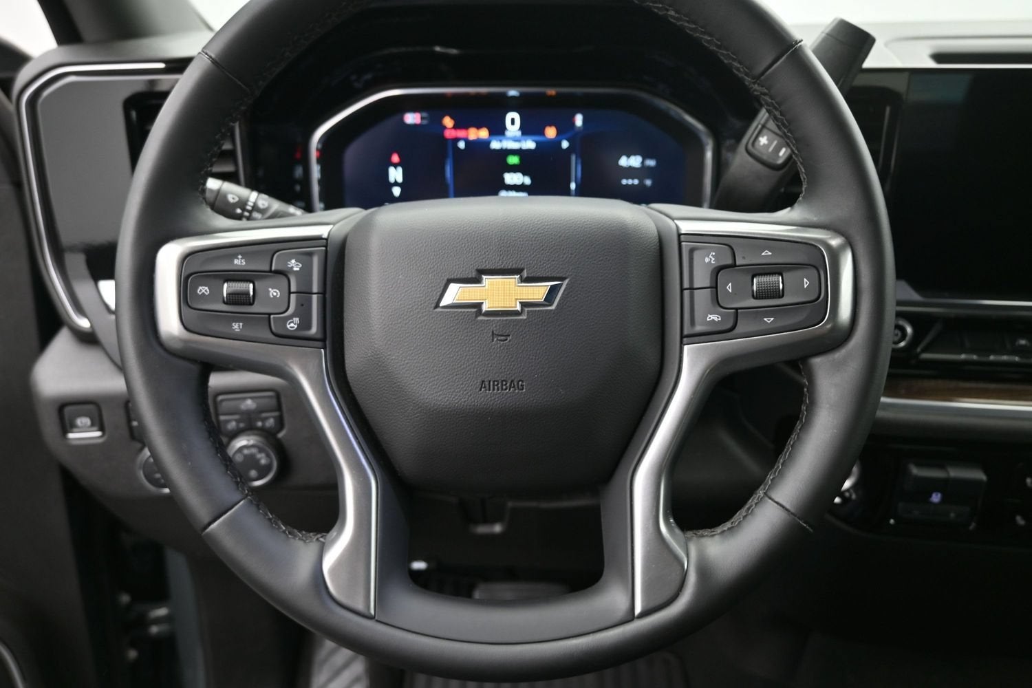 2025 Chevrolet Silverado 1500 LT (2FL)