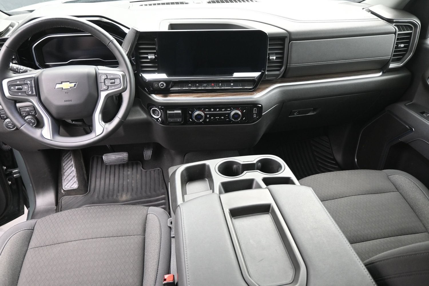 2025 Chevrolet Silverado 1500 LT (2FL)