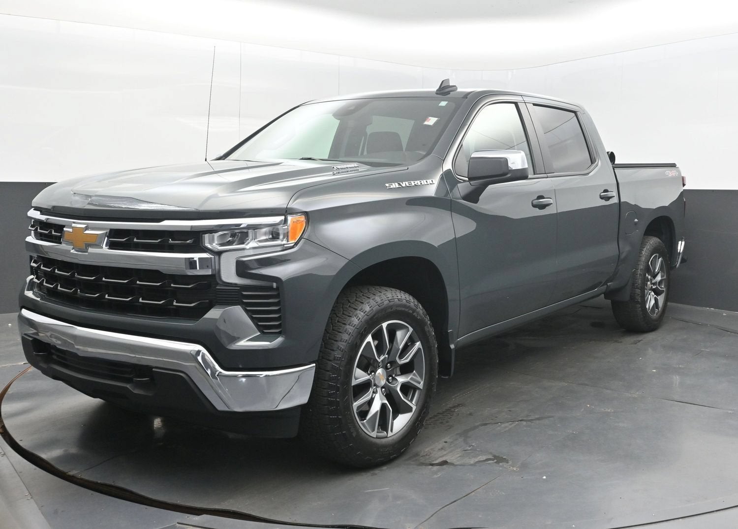 2025 Chevrolet Silverado 1500 LT (2FL)