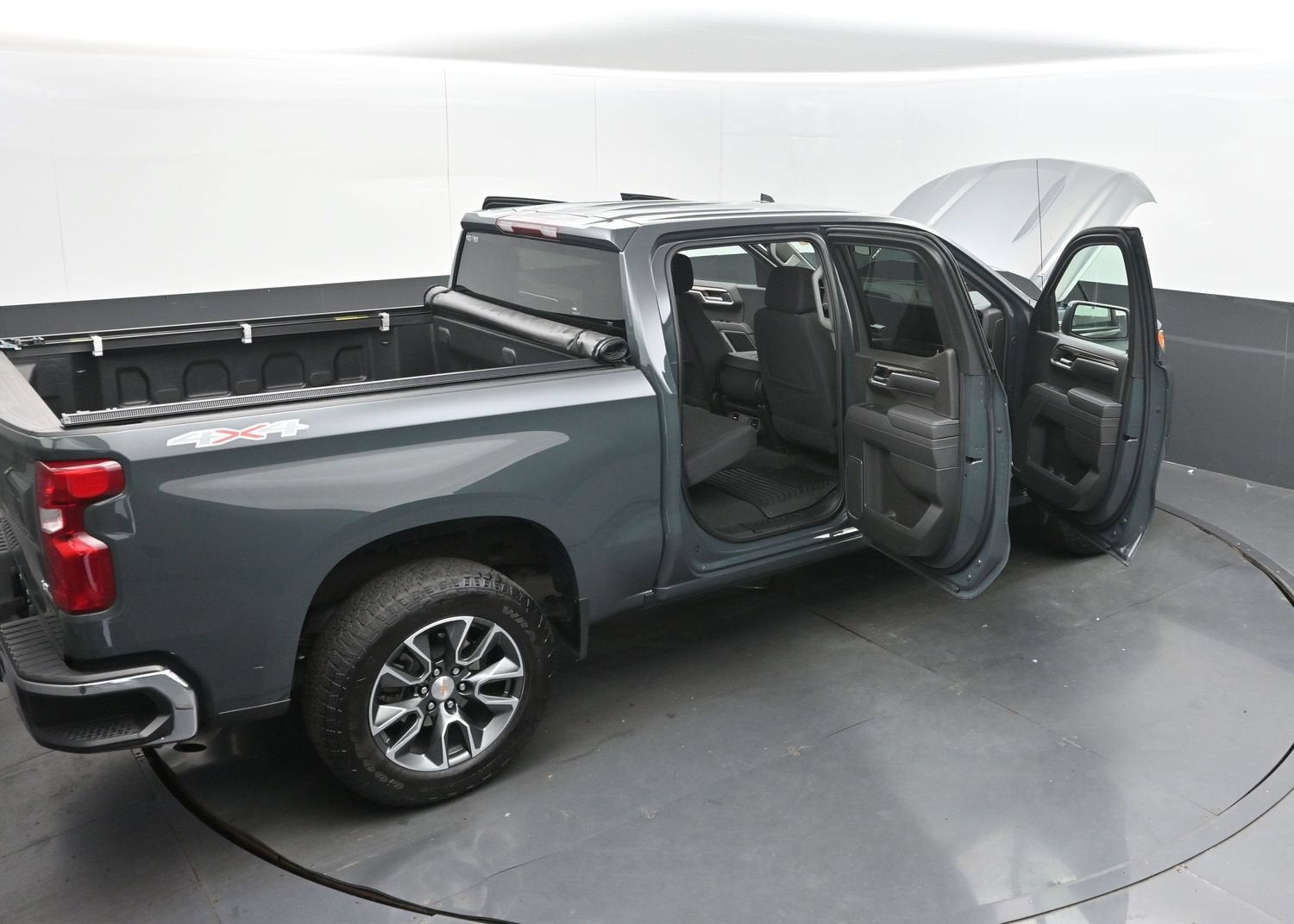 2025 Chevrolet Silverado 1500 LT (2FL)