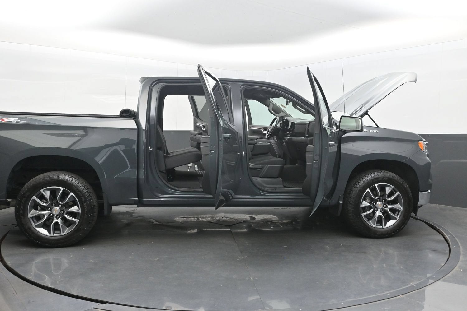 2025 Chevrolet Silverado 1500 LT (2FL)
