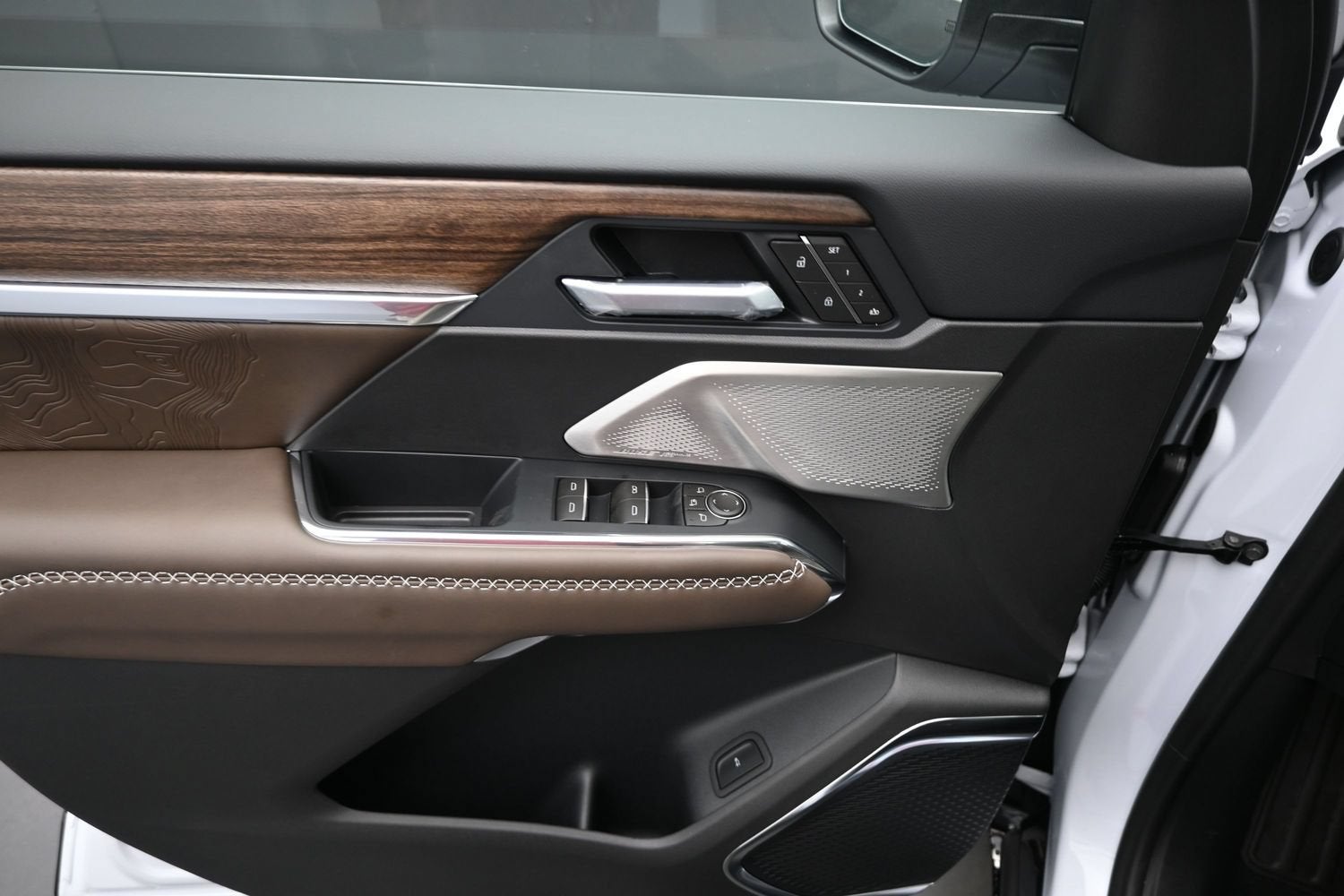 2027 GMC Acadia Denali Ultimate