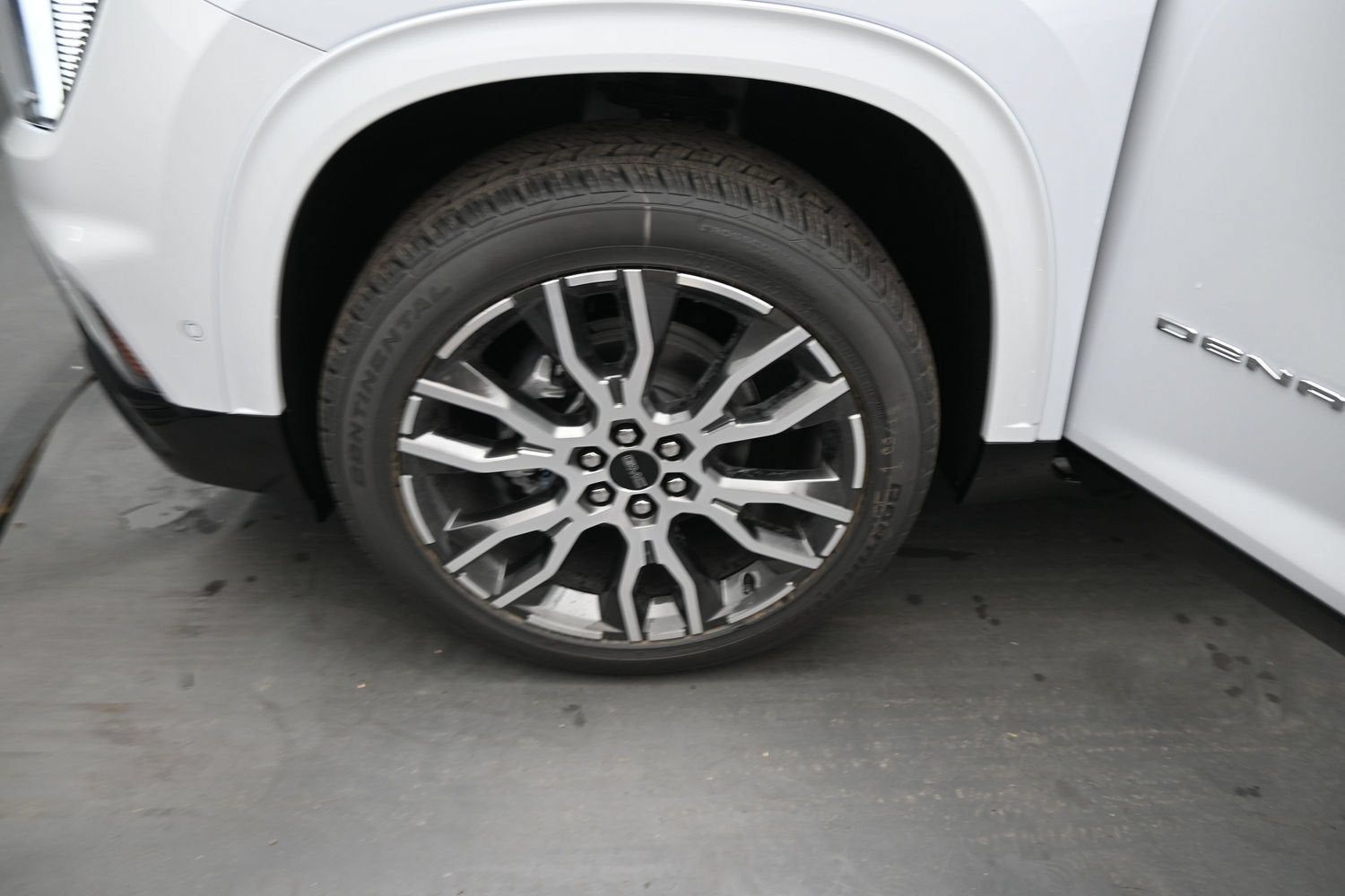 2027 GMC Acadia Denali Ultimate