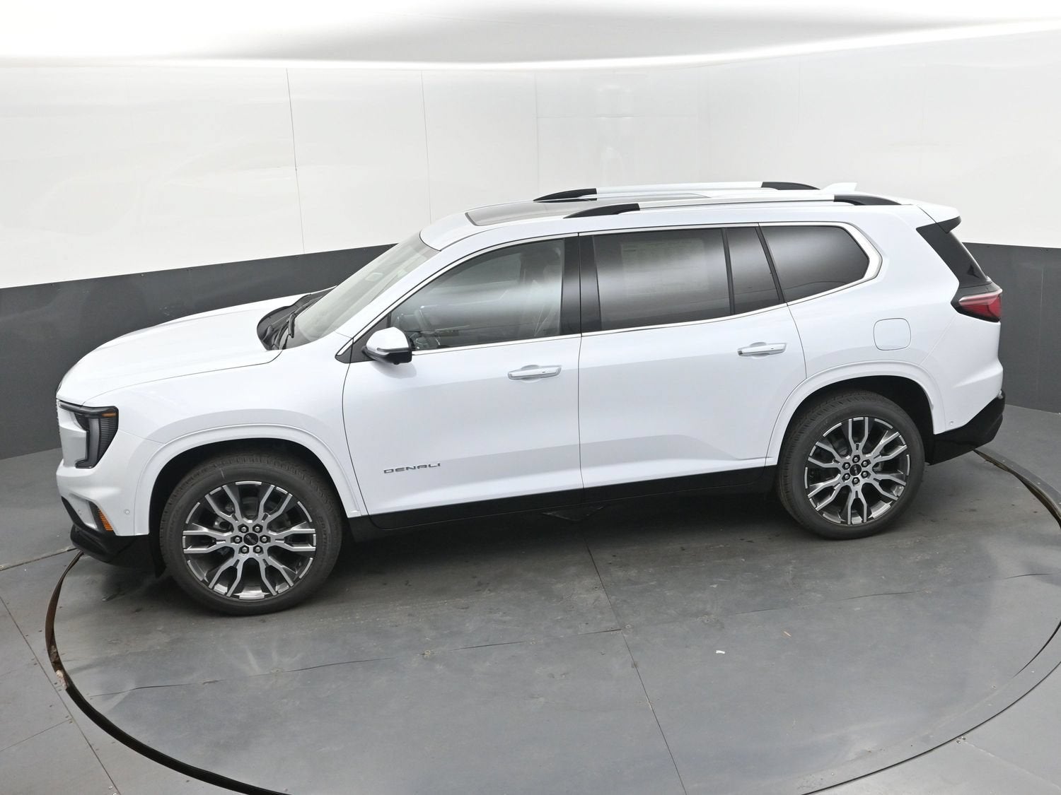 2027 GMC Acadia Denali Ultimate