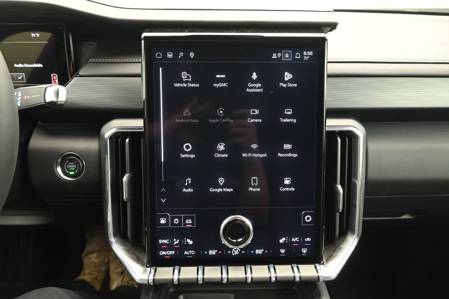 2027 GMC Acadia Elevation