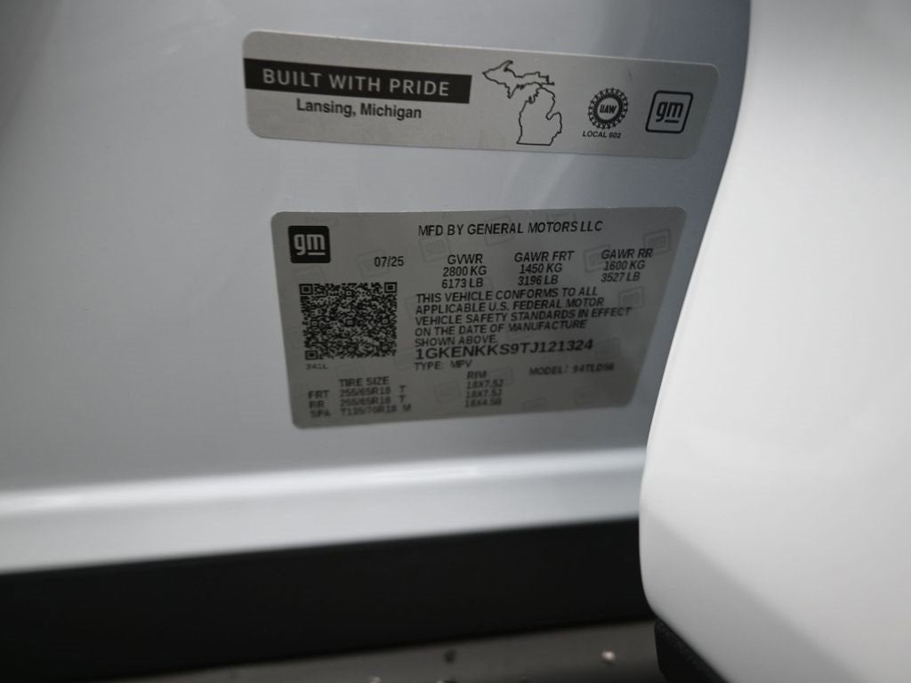 2026 GMC Acadia Elevation