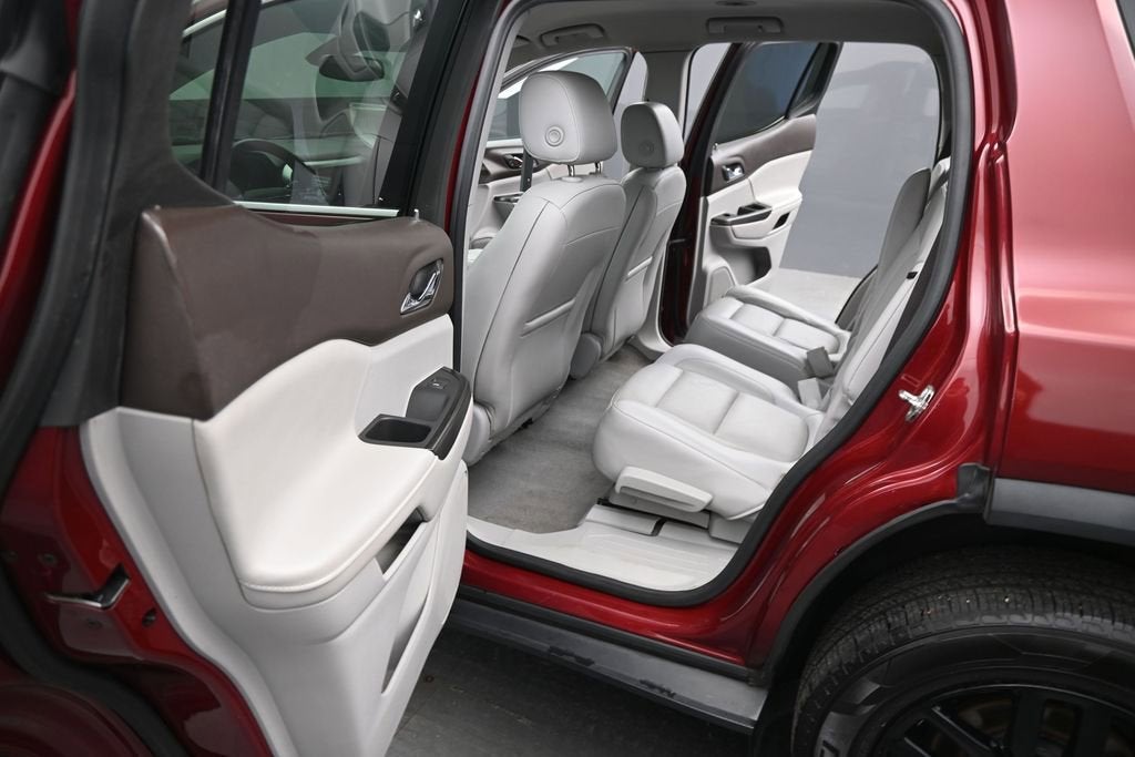 2018 GMC Acadia SLT