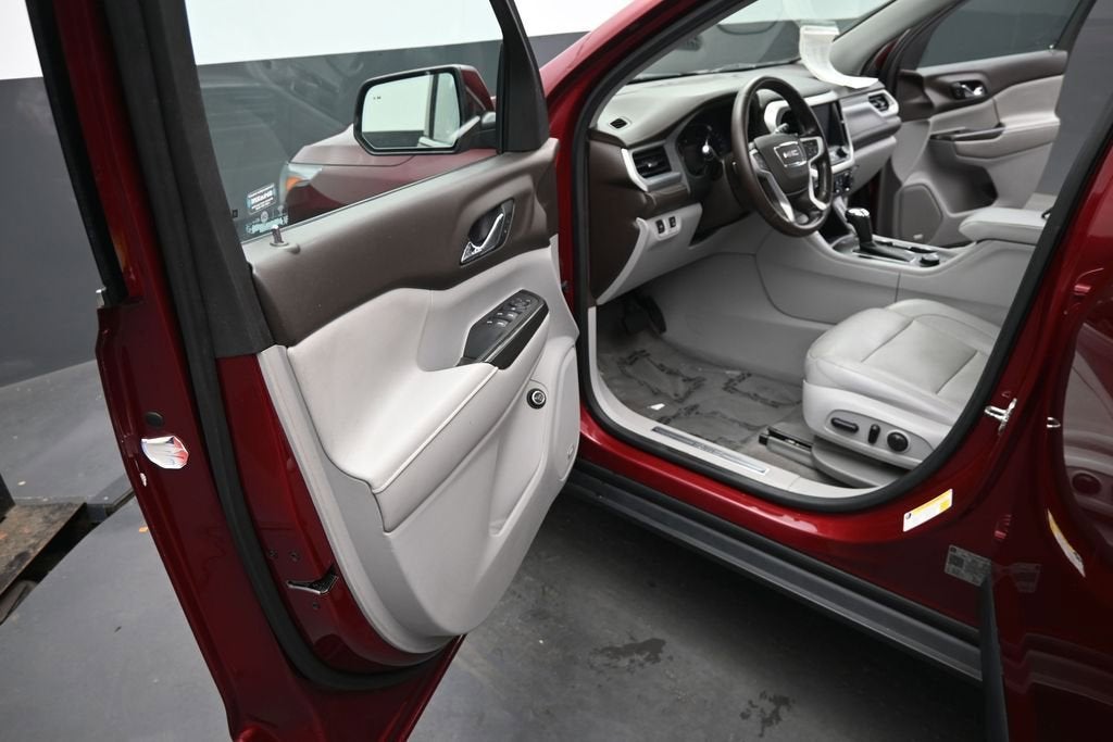 2018 GMC Acadia SLT