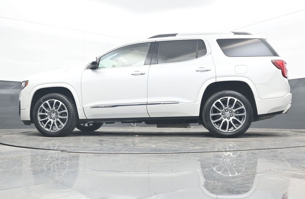 2022 GMC Acadia Denali